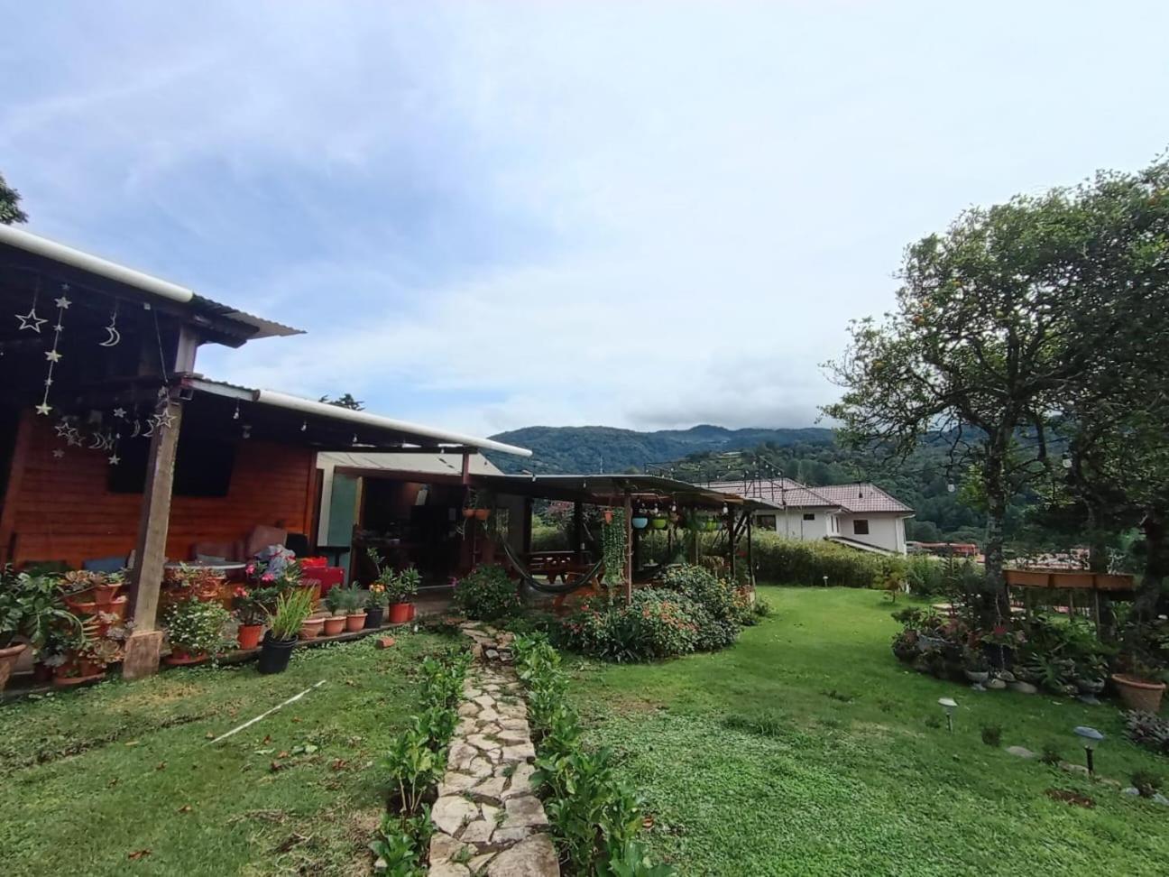 Hostal Vista Boquete Bajo Boquete Exterior photo